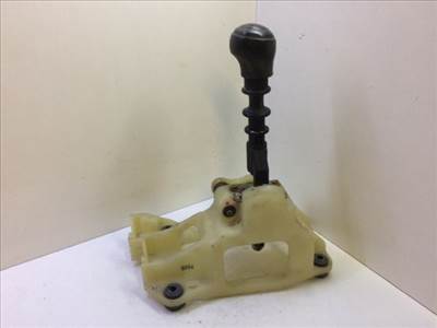 KIA CEED Váltó Kulissza