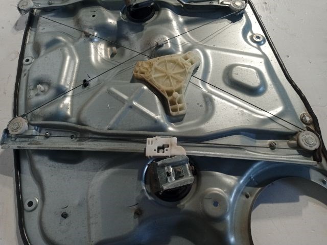 KIA CEED Bal első Ablakemelő Szerkezet (Elektromos) 6. kép