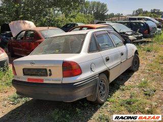 OPEL ASTRA F CLASSIC lépcsőshátú Jobb hátsó Gumikéder