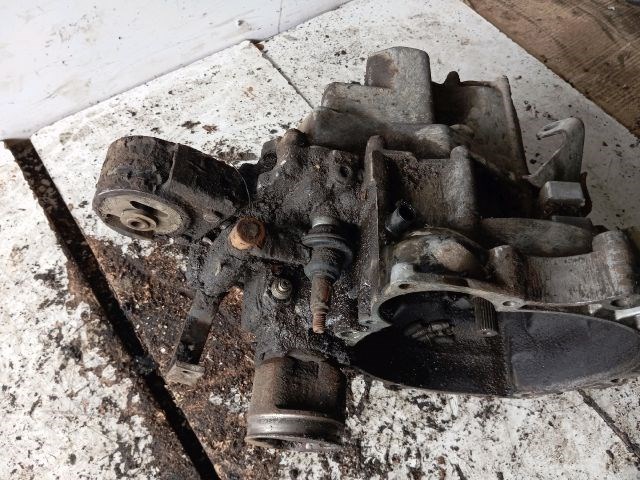 TRABANT 1.1 Váltó (Mechanikus) 6. kép