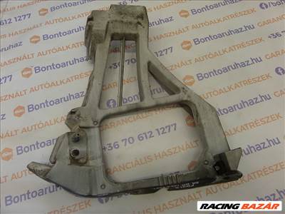 Ford Focus II MK2 2 Facelift Eladó gyári, 5 ajtós bal hátsó lökhárító tartó