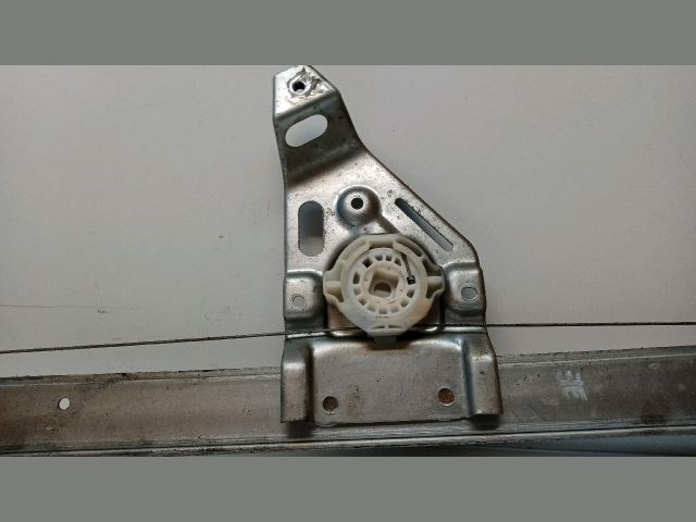 MITSUBISHI PAJERO Jobb első Ablakemelő Szerkezet (Elektromos) 3. kép