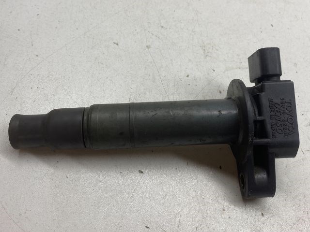 TOYOTA YARIS (SCP1_, NLP1_, NCP1_) Gyújtótrafó 1. kép