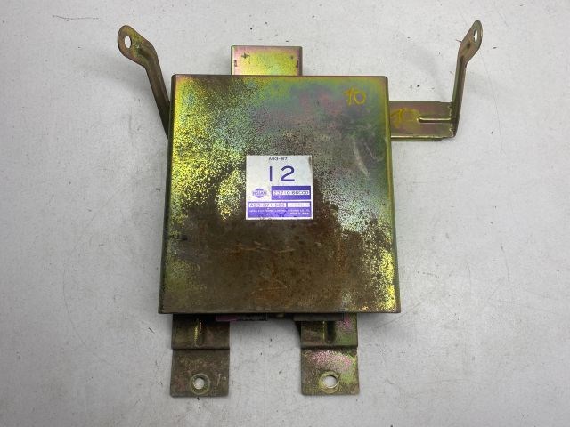 NISSAN SUNNY III (N14) Motorvezérlő 1. kép