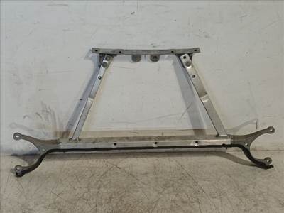 AUDI A8 Toronymerevítő