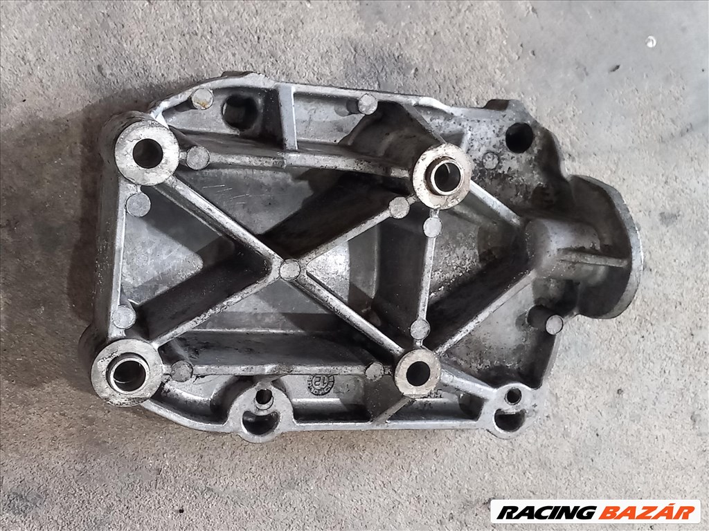 	Iveco DAILY 12- 2.3 Klímakompresszor klíma tartó bak 5890 580137046 2. kép