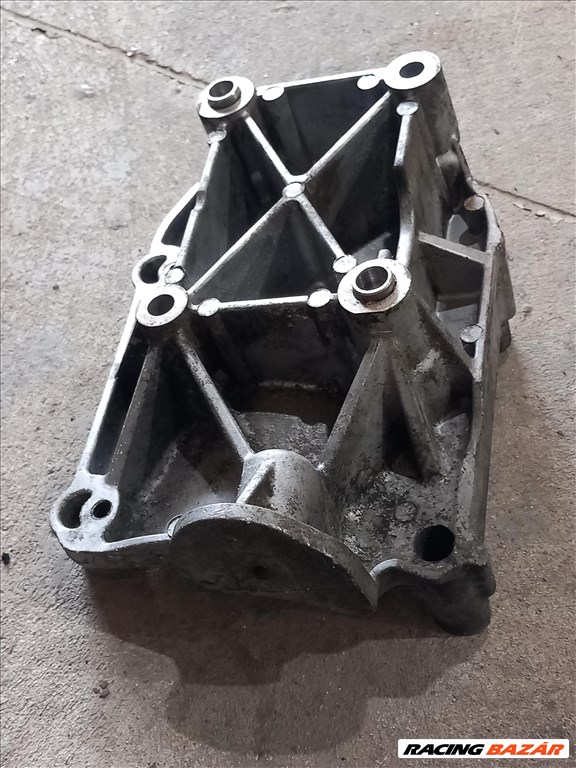 	Iveco DAILY 12- 2.3 Klímakompresszor klíma tartó bak 5890 580137046 5. kép