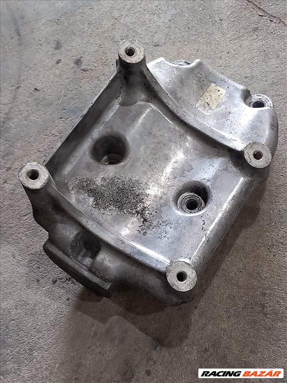 	Iveco DAILY 12- 2.3 Klímakompresszor klíma tartó bak 5890 580137046 6. kép