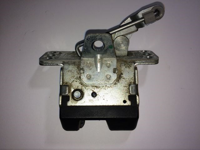 OPEL CORSA C Csomagtérajtó Zárszerkezet 2. kép