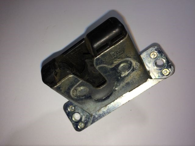 OPEL CORSA C Csomagtérajtó Zárszerkezet 5. kép