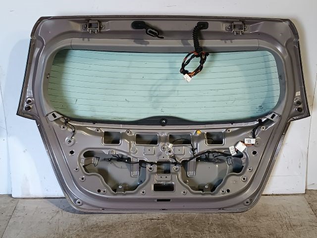 KIA CEED Ferdehátú (ED) Csomagtérajtó (Üres lemez) 2. kép