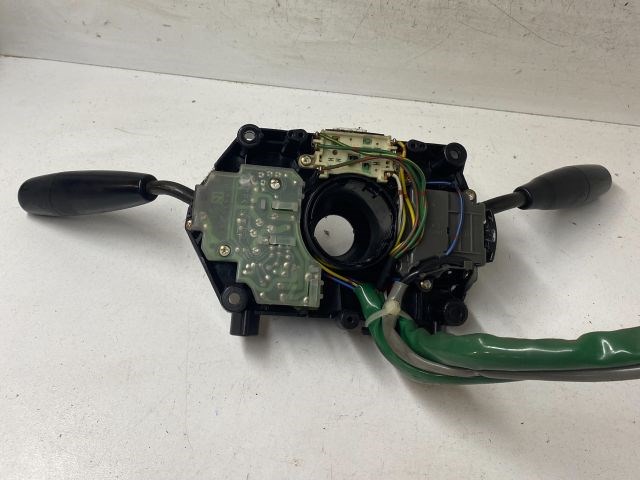 SUZUKI SWIFT II Ferdehátú (EA, MA) Komplett Kormánykapcsoló (Bajuszkapcsoló) 2. kép