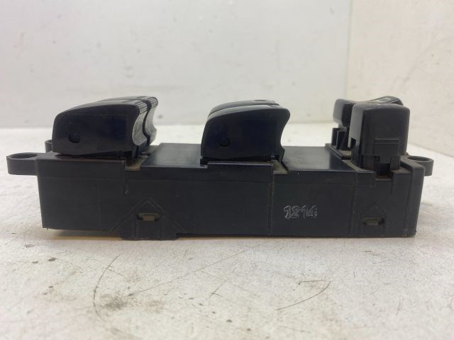 NISSAN ALMERA II (N16) Bal első Ablakemelő Kapcsoló 4. kép