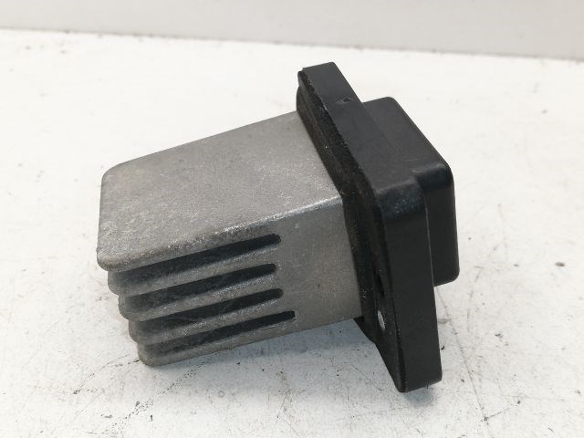 CHEVROLET CAPTIVA (C100, C140) Előtét Ellenállás Fűtőmotor 1. kép