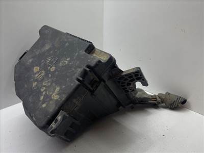 FORD FIESTA VII Biztosítéktábla Motortér