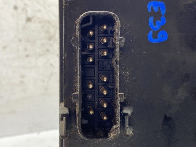 BMW 5 (E39) ABS Kocka 5. kép