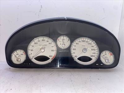 PEUGEOT 607 Kilométeróra