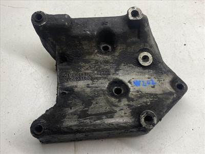 MERCEDES-BENZ C-CLASS (W202) Generátor Tartó Bak