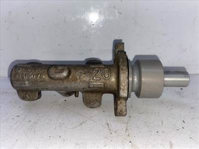 TOYOTA YARIS (SCP1_, NLP1_, NCP1_) Főfékhenger