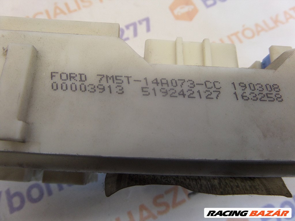 Ford Focus II MK2 2 Facelift Eladó gyári, 1,6 dízel Gem Modul, Biztosíték tábla. 2. kép
