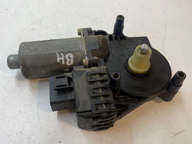 SEAT LEON (1M1) Bal hátsó Ablakemelő Motor 2. kép