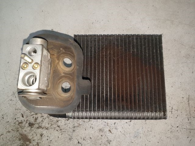 MERCEDES-BENZ A-CLASS (W169) Klímahűtő Radiátor 1. kép