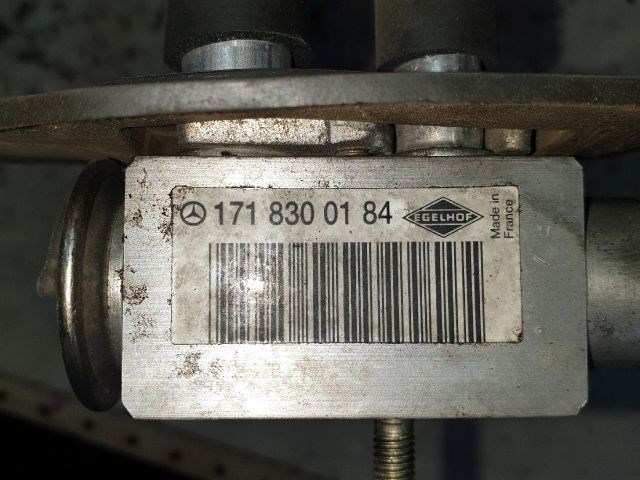 MERCEDES-BENZ A-CLASS (W169) Klímahűtő Radiátor 3. kép