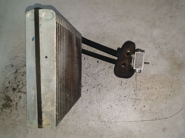 MERCEDES-BENZ A-CLASS (W169) Klímahűtő Radiátor 4. kép