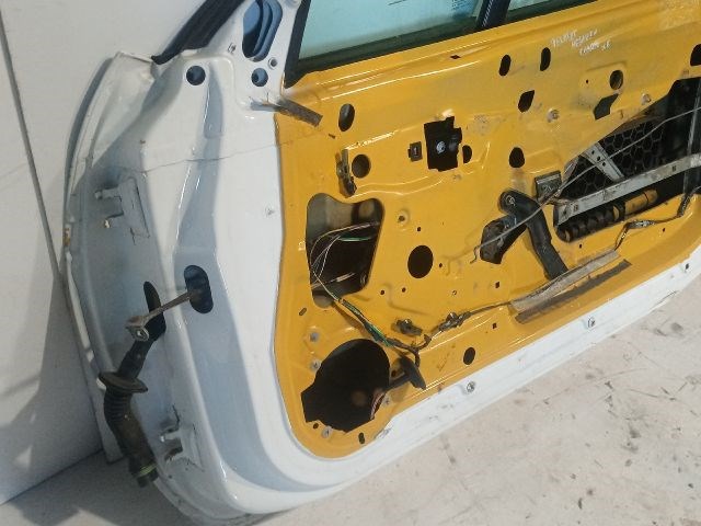 RENAULT MEGANE I Jobb első Ajtó (Részeivel) 3. kép
