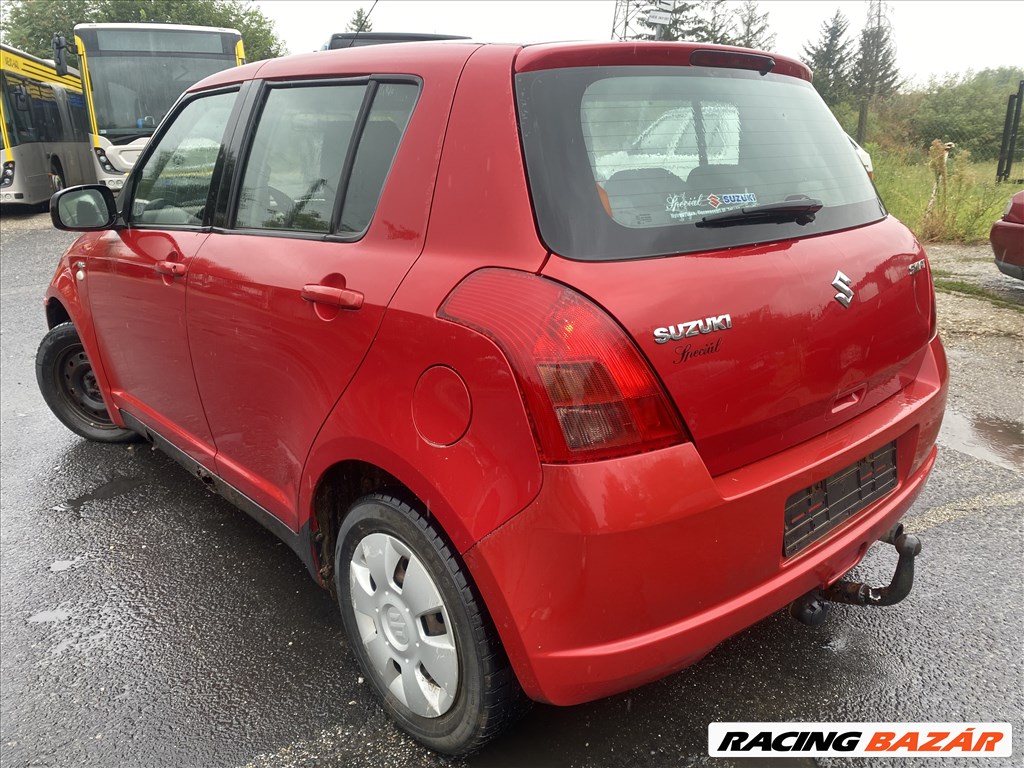 Suzuki Swift V 1.3D bontott alkatrészei 2. kép