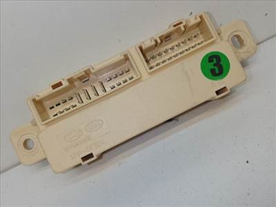 HYUNDAI i40 Központizár Elektronika