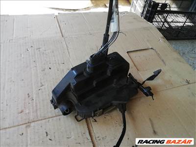 Renault Mégane II Jobb első zárszerkezet 