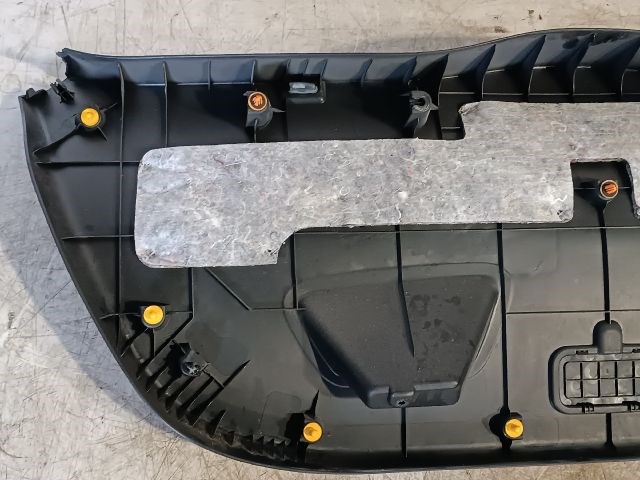 KIA CEED Ferdehátú (ED) Csomagtérajtó Kárpit 6. kép