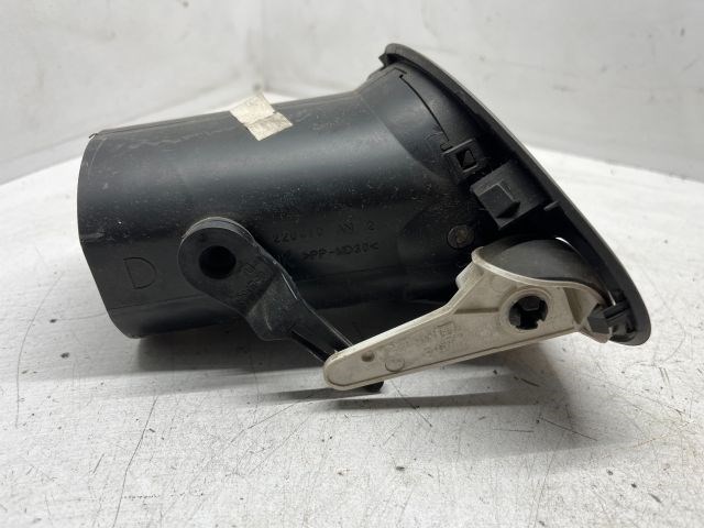 RENAULT CLIO III (BR0/1, CR0/1) Jobb Szellőző 4. kép