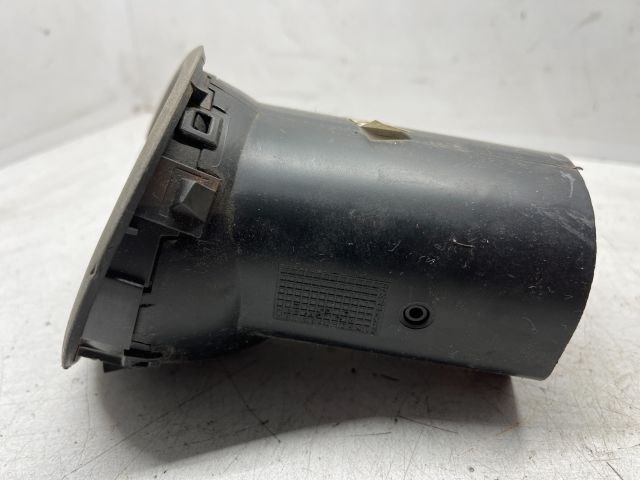 RENAULT CLIO III (BR0/1, CR0/1) Jobb Szellőző 5. kép