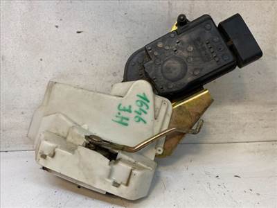 SUZUKI IGNIS II Jobb hátsó Ajtózár