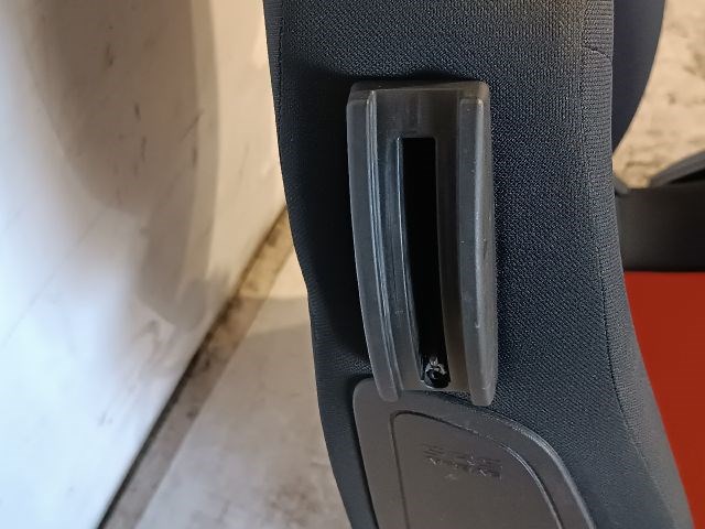 MITSUBISHI COLT VI (Z3_A, Z2_A) Jobb első Ülés 6. kép