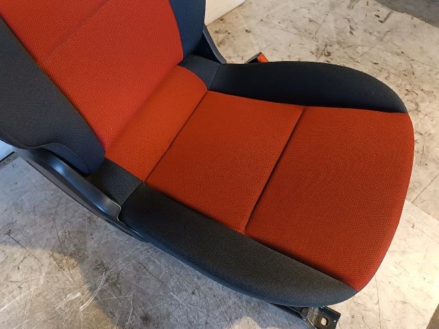 MITSUBISHI COLT VI (Z3_A, Z2_A) Jobb első Ülés 7. kép