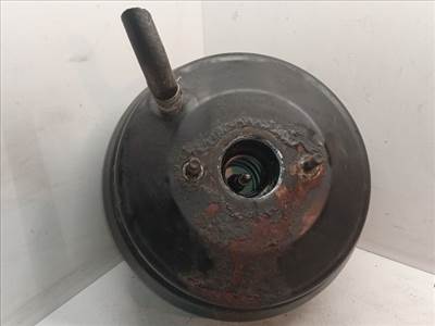 MAZDA 323 Fékrásegítő