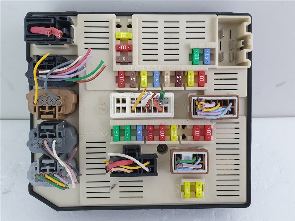 503011 Renault Megane 3, 2011, Biztosíték Tábla, USM, 284B68372R, Külső 1. kép