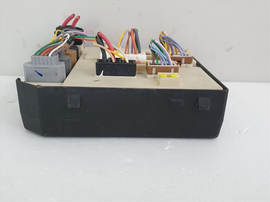 503011 Renault Megane 3, 2011, Biztosíték Tábla, USM, 284B68372R, Külső 5. kép