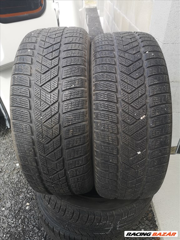  235/5518" 2db újszerű Pirelli téli gumi gumi 1. kép