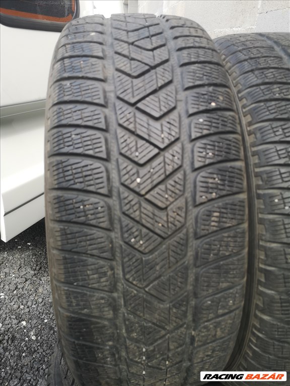  235/5518" 2db újszerű Pirelli téli gumi gumi 3. kép