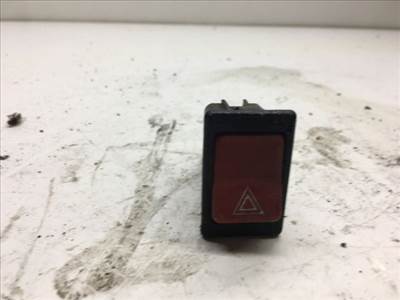 TRABANT 1.1 Vészvillogó Kapcsoló