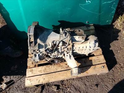 AUDI A4 (8D2, B5) Váltó (Mechanikus)