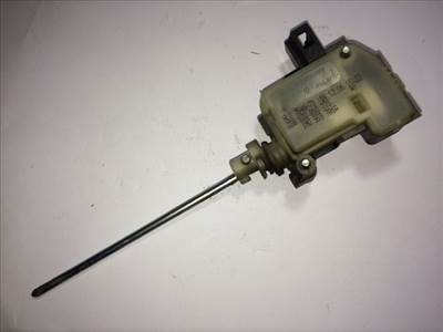 SKODA OCTAVIA II Központizár Motor Tankajtó