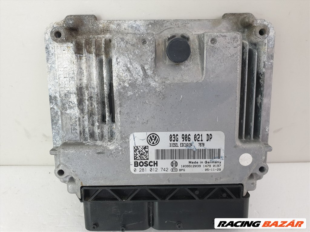502982 VW Passat B6, 2005, Motorvezérlő, Ecu, 0281012742, 03G906021DP, Bosch. 1. kép