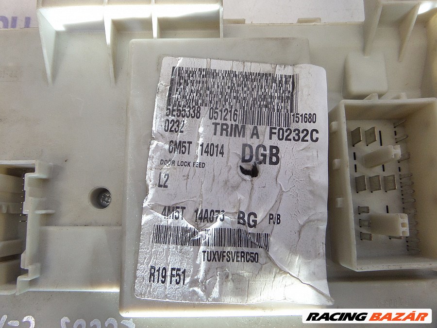 Ford Focus II MK2 2 Eladó 1,6 benzines Gem modul biztositék tábla 2. kép