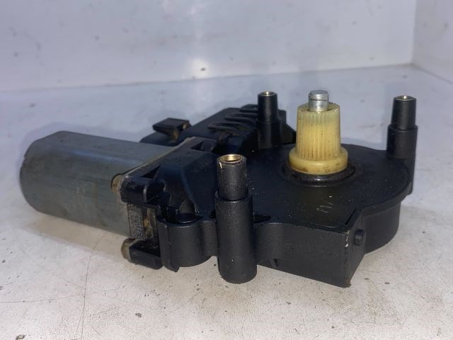 AUDI A6 (4B, C5) Jobb hátsó Ablakemelő Motor 6. kép