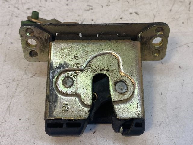 OPEL CORSA B Csomagtérajtó Zárszerkezet 1. kép